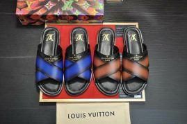 Picture of LV Slippers _SKU580983473461956